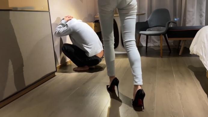 【苏曼】（全新）女警刑具夹手指审问小偷 YC-221126-3