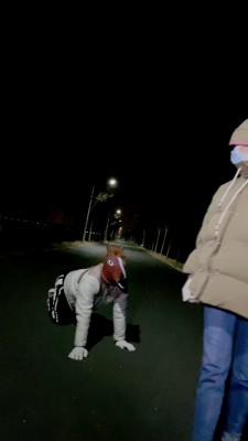 【美离子】户外-骑马遛狗/踩踏食物喂食 bf23001