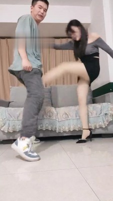 【重庆男神】素人闺蜜双S首次上课（双视角） bf19281