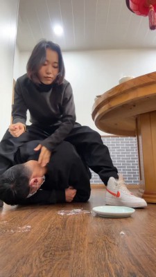 【朱砂痣】桌底下的贱狗奴 bf22491