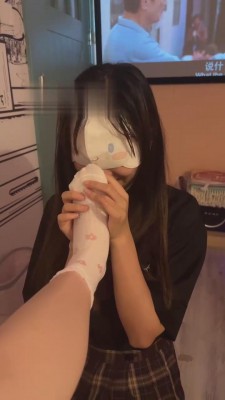 【橘子没熟】开发闺蜜伺候我 bf15668