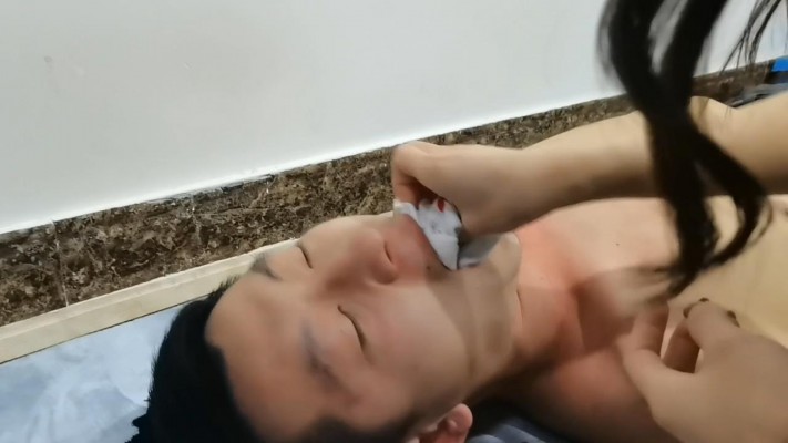 安然小白鞋踩晕贱狗 YC-211109-6