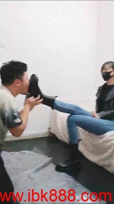 【美娜格格】短靴白袜辱废物狗【双视角版】