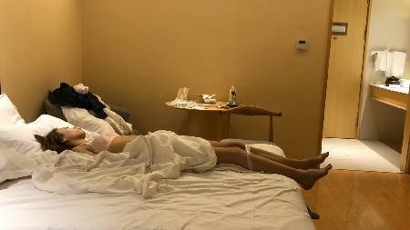 谋杀玩弄女律师~诺米主演