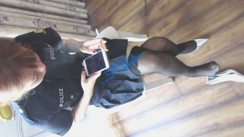 【责骂后的脚责金僦】