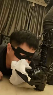 【文文文】长靴S超暴力踢踹 bf21574