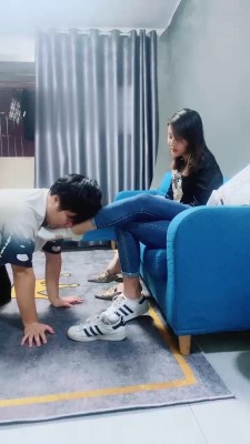 【婷婷】带同事体验sm游戏 bf18027