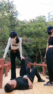 【暴力美学】双S户外暴力虐打【双视角版】 bf19610