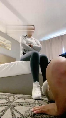 【白柔】小白鞋全体重踩狗 bf17343