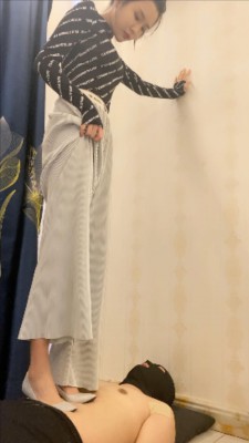 【W.K.T】—Sun女王的惬意踩踏 YC-230415-4