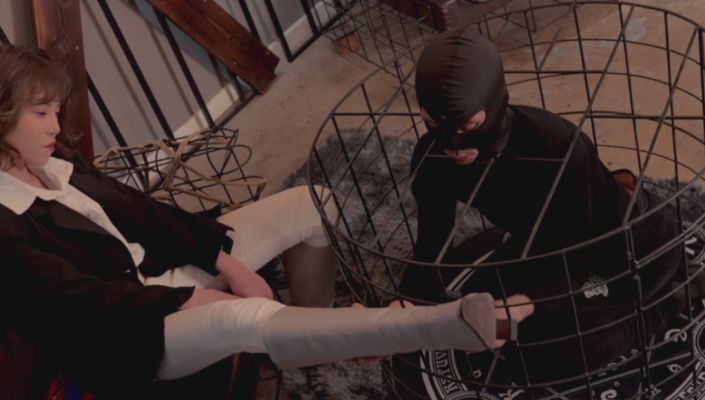 主题刑房恋足耳光 YC-220123-2