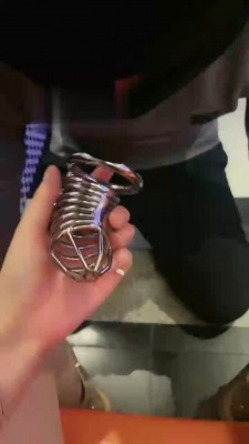 【伊兮夫妻】KTV让绿帽狗伺候 bf19481