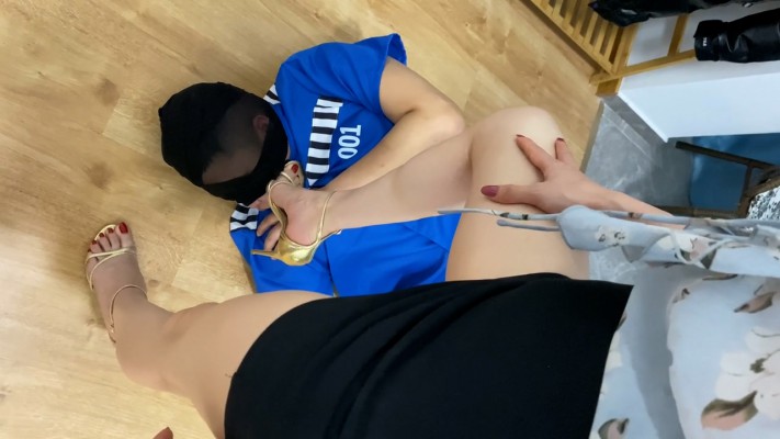 【苏曼】圣水耳光、驭奴 YC-220213-4