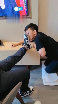 【萱S】情侣S首调绿帽【完整版】 bf18812