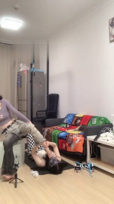 【暴力美学】闺蜜生活化辱母畜【双视角版】 bf19512