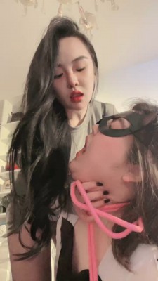 【安晴】好闺蜜喝了我的 bf22942