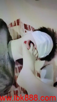 【嘟嘟S】脏白袜恋足调 bf23443