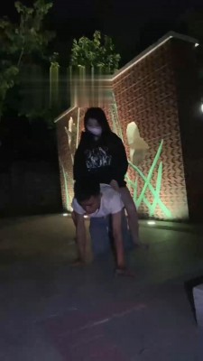 【奶味茶茶】黑丝美腿户外蹂躏哥哥 bf19428