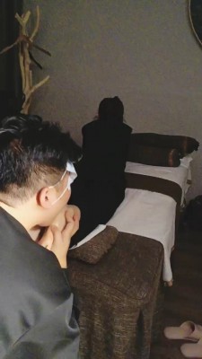 【美娜格格】会所开发技师舔脚【双视角版】 bf23307