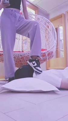 【美娜S】运动女神蹂躏经理 bf19580