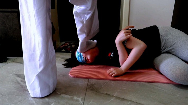 【惑心】跆拳道原味白袜虐女奴