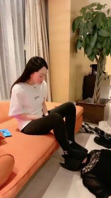 【上海赵丽颖】网红模特-长靴黑棉袜+圣水+骑马 bf22540