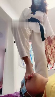 【小劳拉】跆拳道女神踢踹虐 bf18418_HD绳艺资源