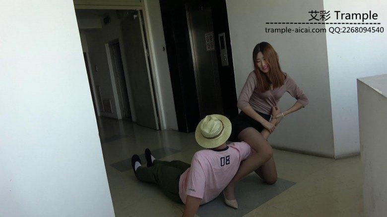 女特工蹂躏、虐杀武士中