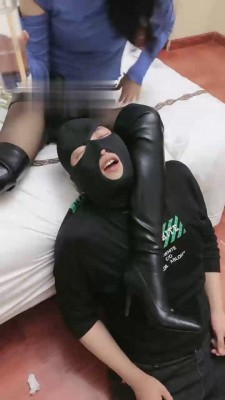 【初见】长靴腿绞窒息专场 bf18242