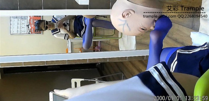 美脚少女金僦颜面破坏1