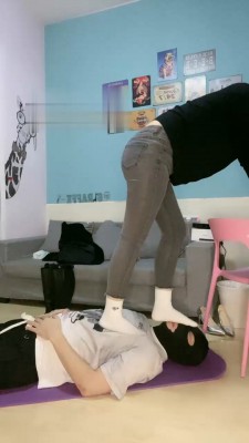 【嘉文】开发昔日同学做脚奴 bf21441