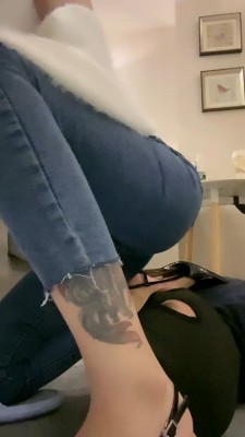 【路子】高跟鞋踩踏+恋足+耳光 bf21396