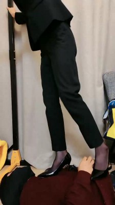 【暴力美学】残暴女总裁对付员工 bf22725