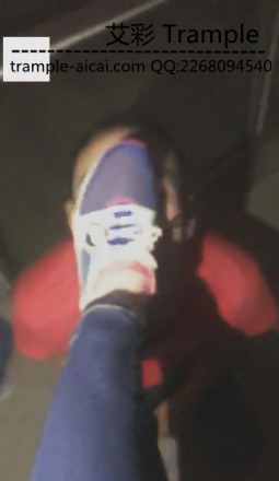 VIVI户外调教鞋奴