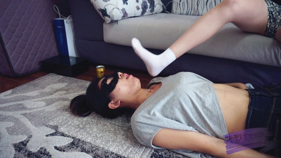 『小妮女女』校花迷药收拾学霸