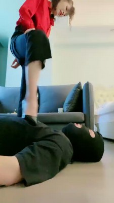 【缘彼大大】御姐高跟裸足踩狗 bf21331