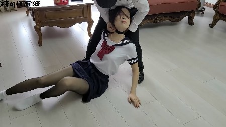 一往情深 精锐学生妹女杀手