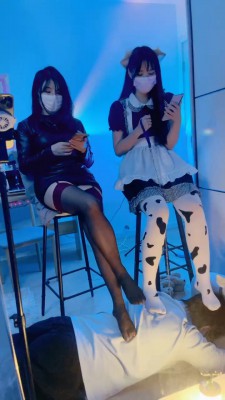 【礼礼大人】双S边直播边踩脚垫【双视角版】 bf19942_HD绳艺资源