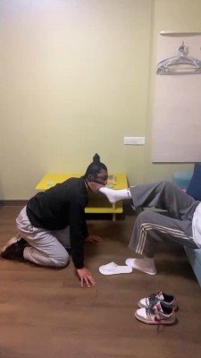 【澜希】学妹的脚下狗 bf22833