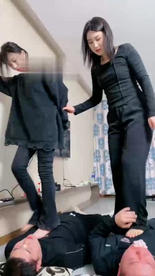 【麋鹿银儿】超模两素人群虐废物 bf21621