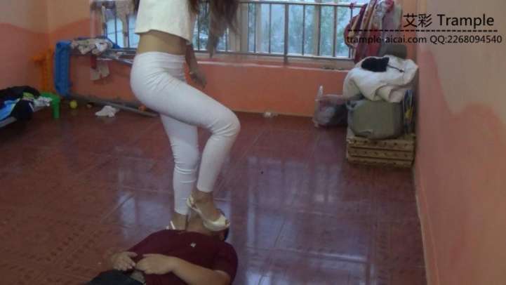 女杀手风情展示暗杀训练