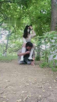 【罗宾】小姐姐爬山遇到跟踪狂 bf12099