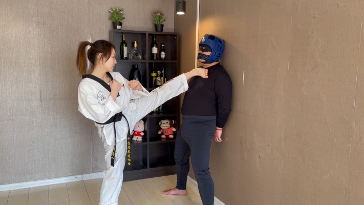 【蛋碎娇娃】『超S·联盟』黑带少女新番 YC-220422-3