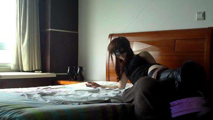 莉莉美腿魅惑足责绞杀