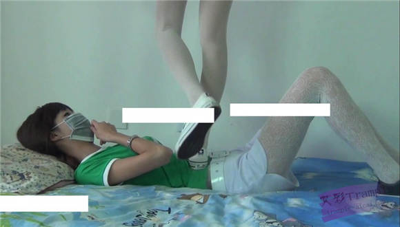 女女踩踏 LULU公主对甜儿的报复 G-NV-104