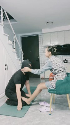 【小小小魔女】提档耳光专场 bf19533