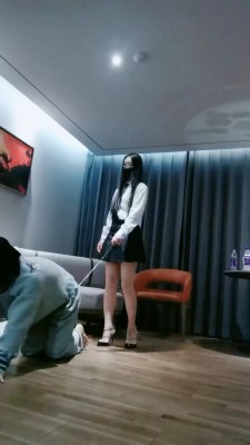 【猫神大人】学院御姐风全体重踩踏 bf22891