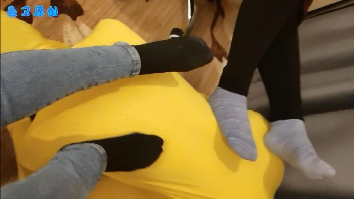 【羲又原创】双S之爸爸的爸爸叫爷爷！羲又带素人闺蜜舔鞋闻脚坐脸艺术训练 YC-220531_HD绳艺资源