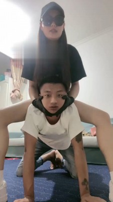 【琳琳】强制奴舔小白鞋白袜 bf17520