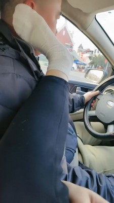 【咩祖】车内长靴强迫舔/闻舔脏汗白袜 bf23341